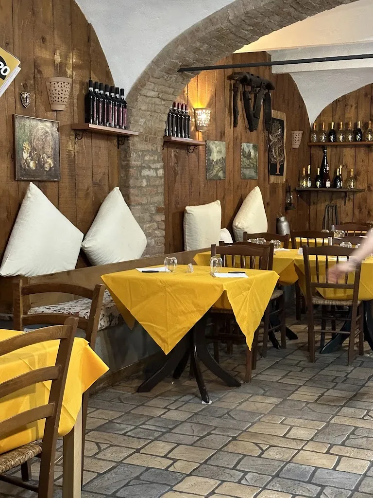 La Corte dei Vaccà_Casalnoceto_slider_image_1