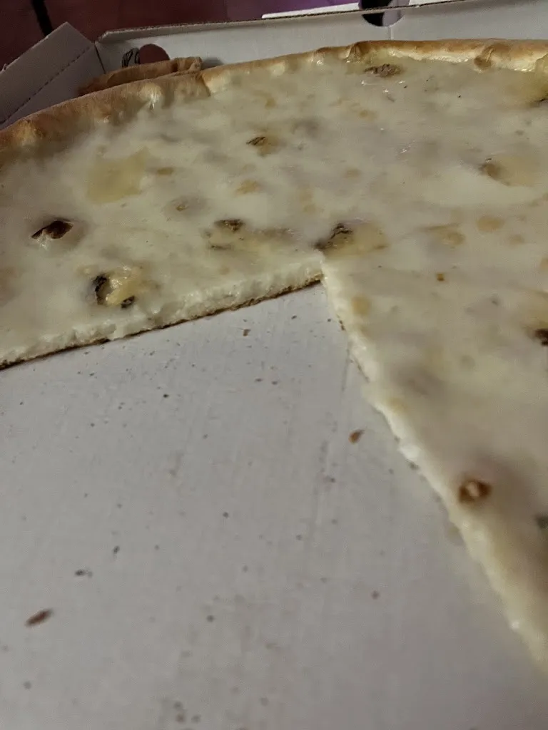 Federica_STAR pizza_Casalvolone_review