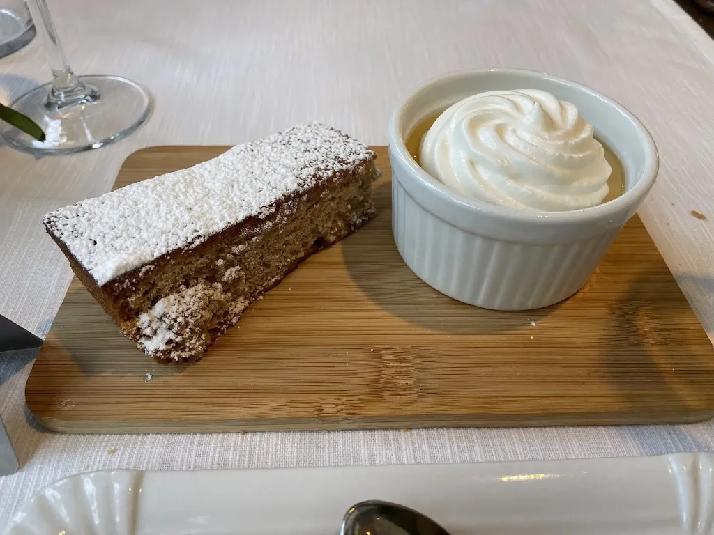 Kate Imson_Alla Modina_Cascinette d'Ivrea_review