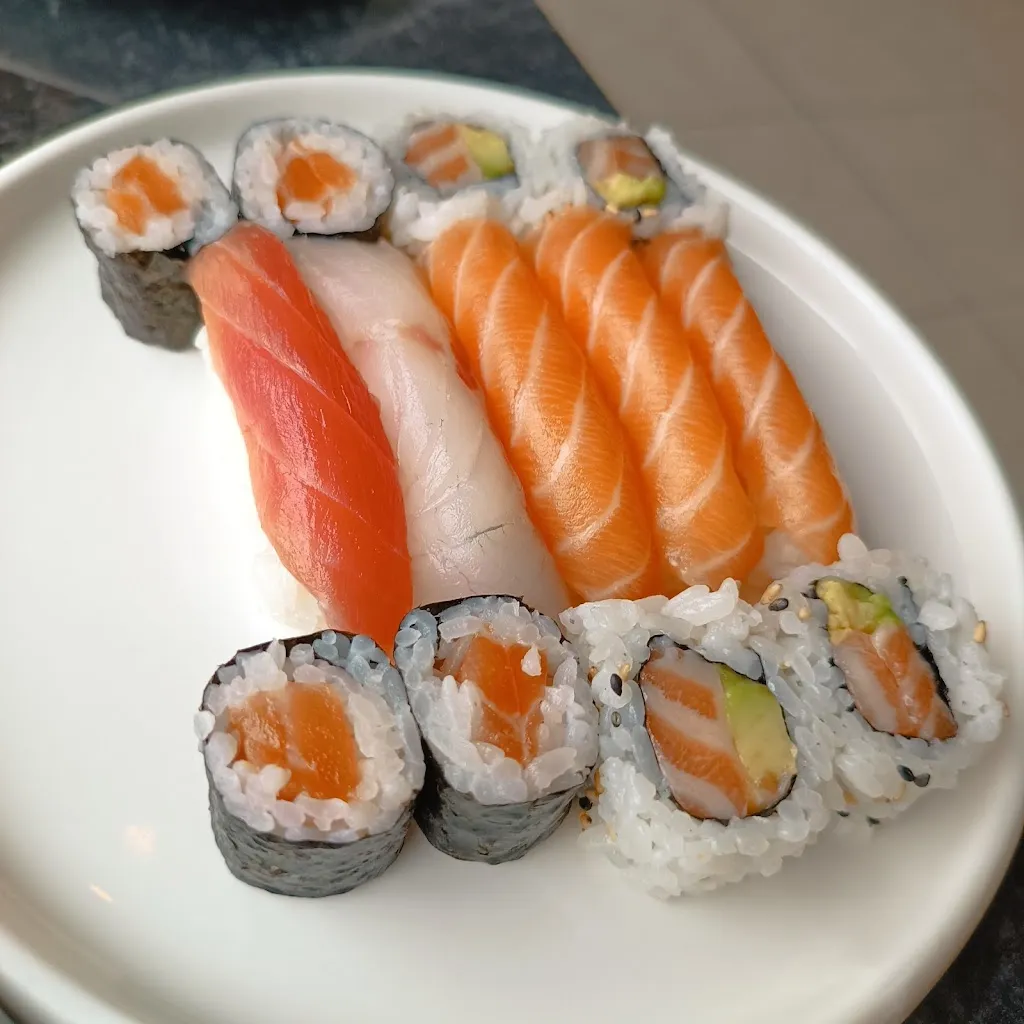 Hi Sushi Carmagnola_Carmagnola_slider_image_3