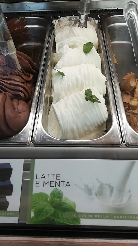 Menu_Gelateria Artigusto_Carmagnola_immagine_5