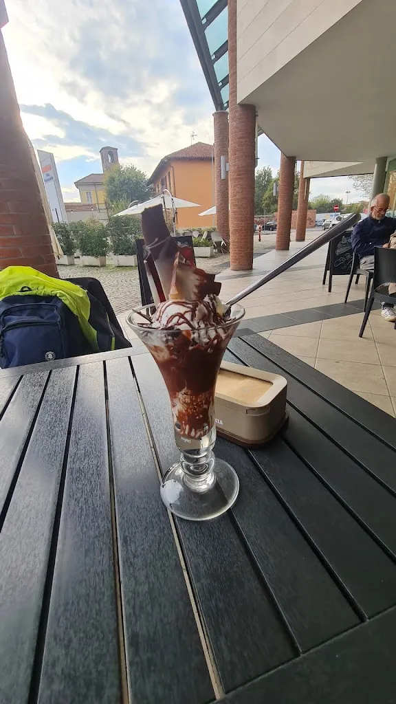 Carl Astrobix Impianti a fune e videogiochi_Gelateria Artigusto_Carmagnola_recensione