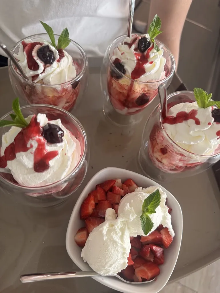 Gelateria Artigusto_Carmagnola_slider_image_2