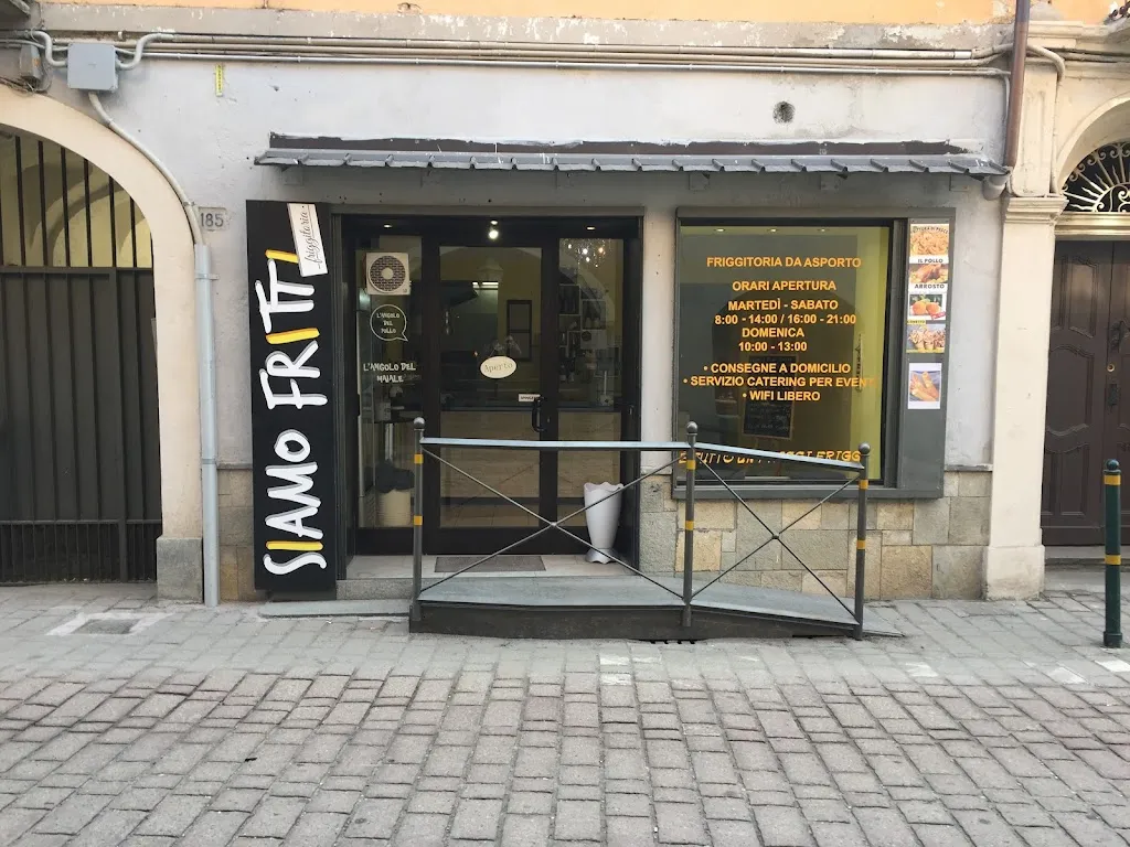 Friggitoria Siamo Fritti restaurant in Carmagnola
