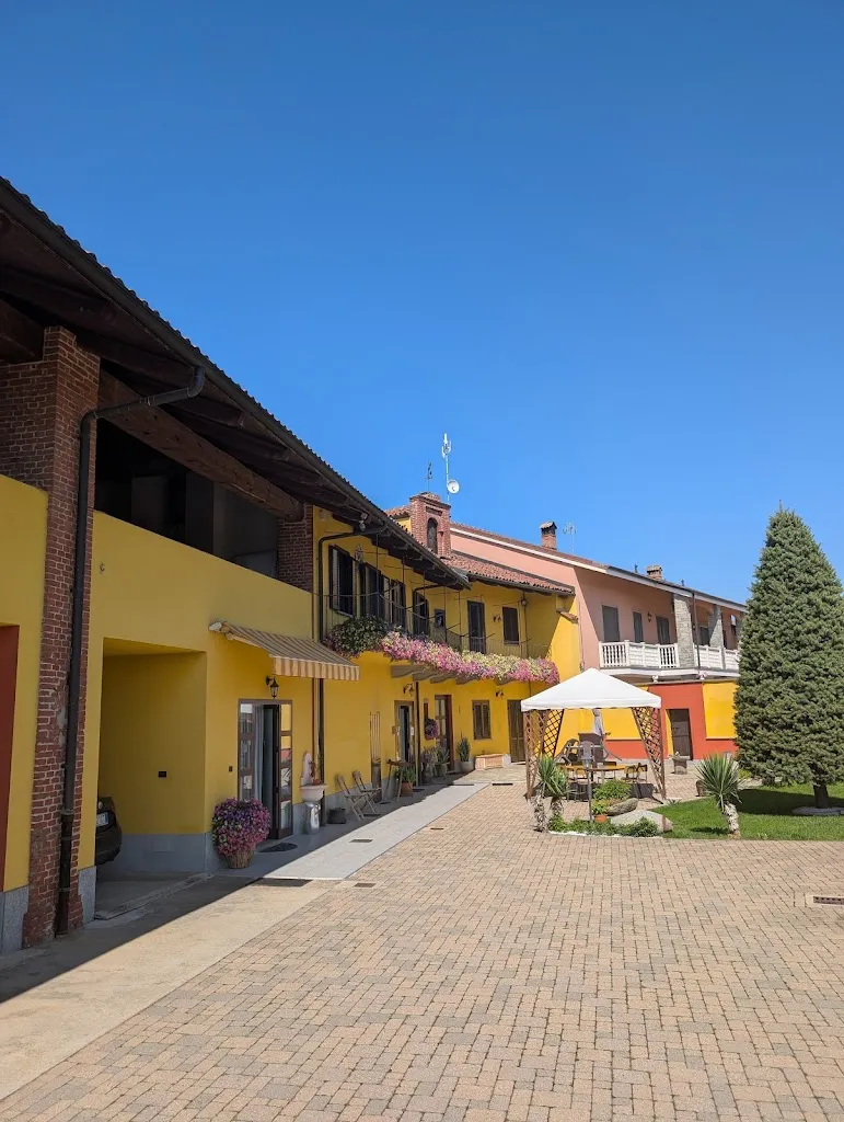 Johan Nycroft_Agriturismo La cassin-a ed bajet_Carmagnola_review