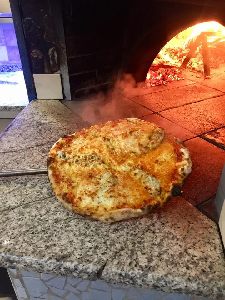 Speedy Pizza da Giannino_Carmagnola_slider_image_2