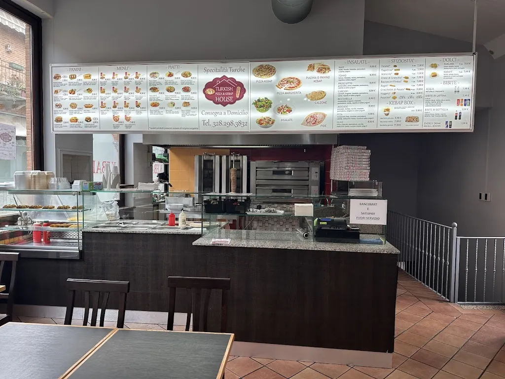 Turkish Pizza & Kebap House restaurant in Carmagnola