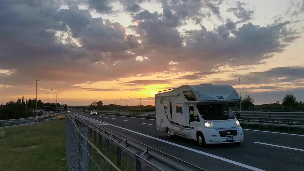 Michał_Sarni Torre Fantine Ovest_Chieuti_review