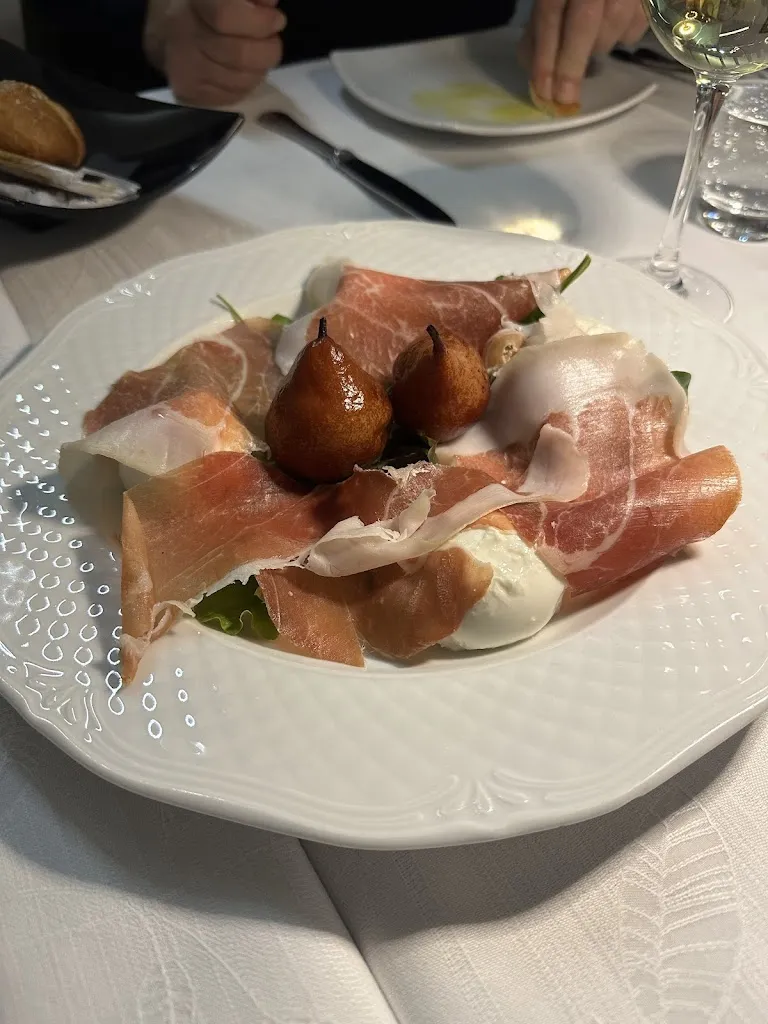 Hannah Webb_Antica Zecca_Caselle Torinese_review