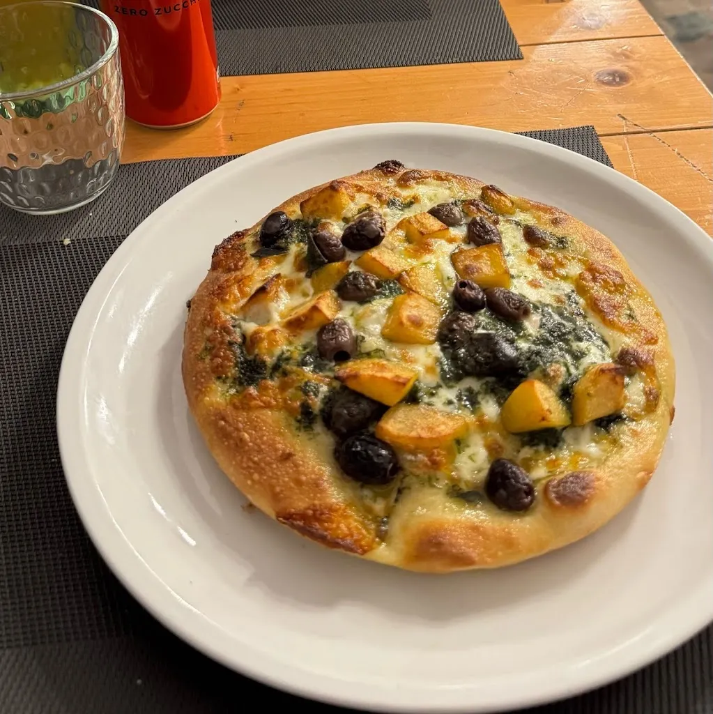 Pizza DOK con cucina restaurant in Caselette