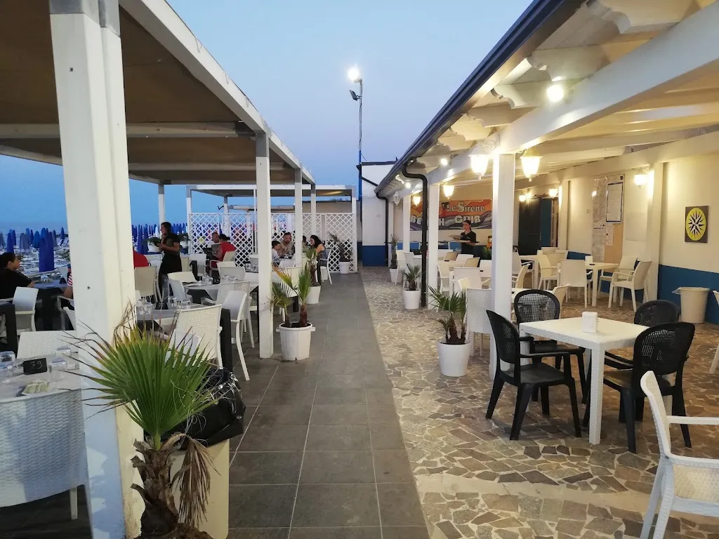 Lido delle Sirene Bar - Pizzeria - Ristorante restaurant in Chieuti