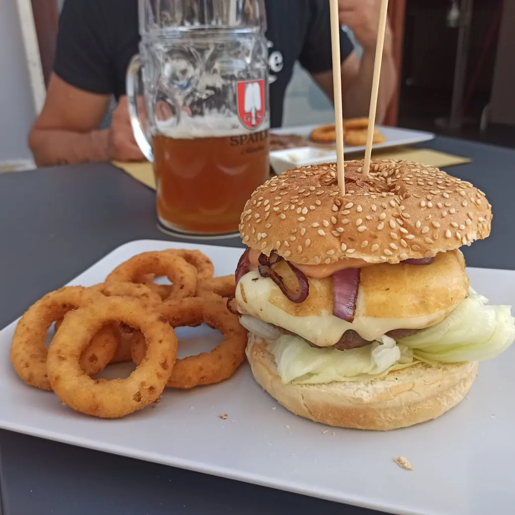 Il Maltese_Cassinasco_slider_image_3