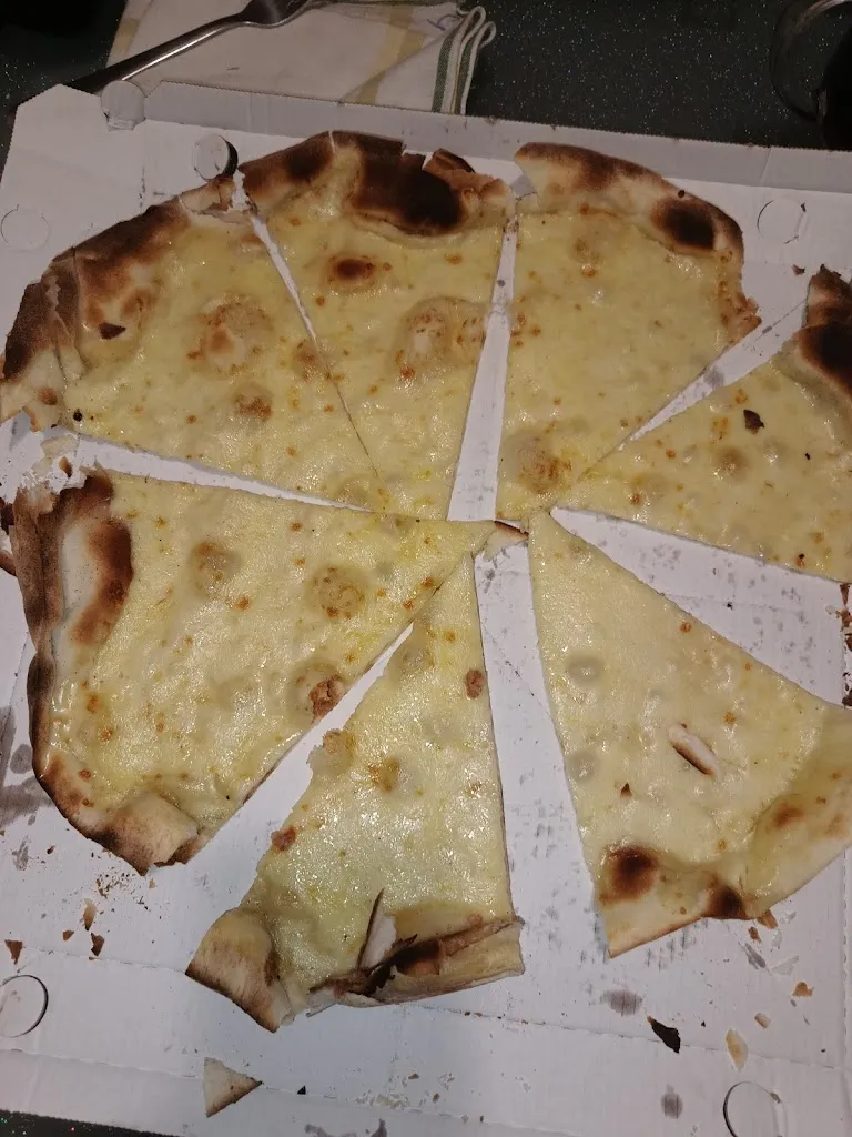 Menu_Pizzeria Il Quadrifoglio_Cassano Spinola_image_7