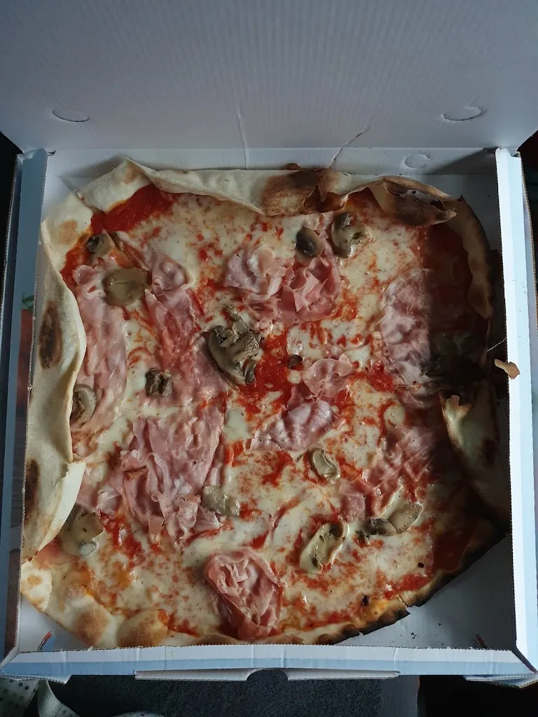 Pál Alice_Pizzeria Il Quadrifoglio_Cassano Spinola_review