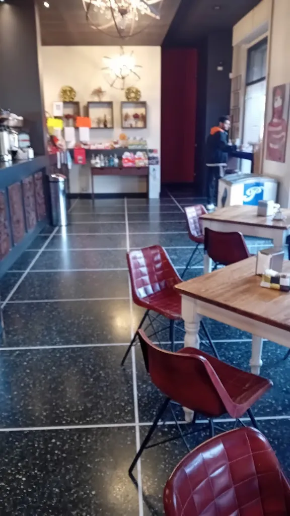 Tabacco e Caffè Spariglio_Cassano Spinola_slider_image_3