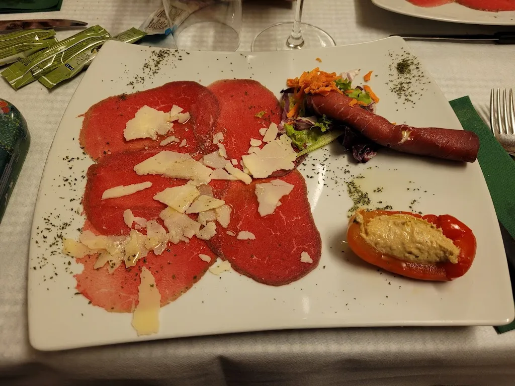 Ristorante Pizzeria B & B Passeggeri ampio dehor estivo_Cassine_slider_image_2