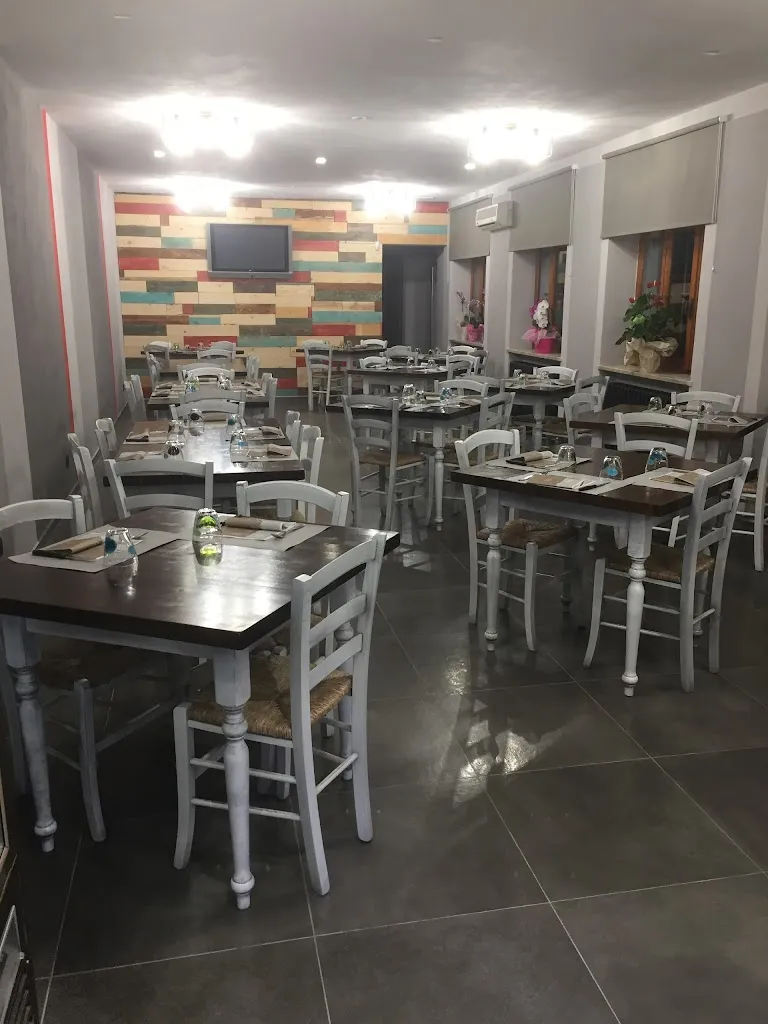 Bar Cavour gastronomia restaurant in Cassine