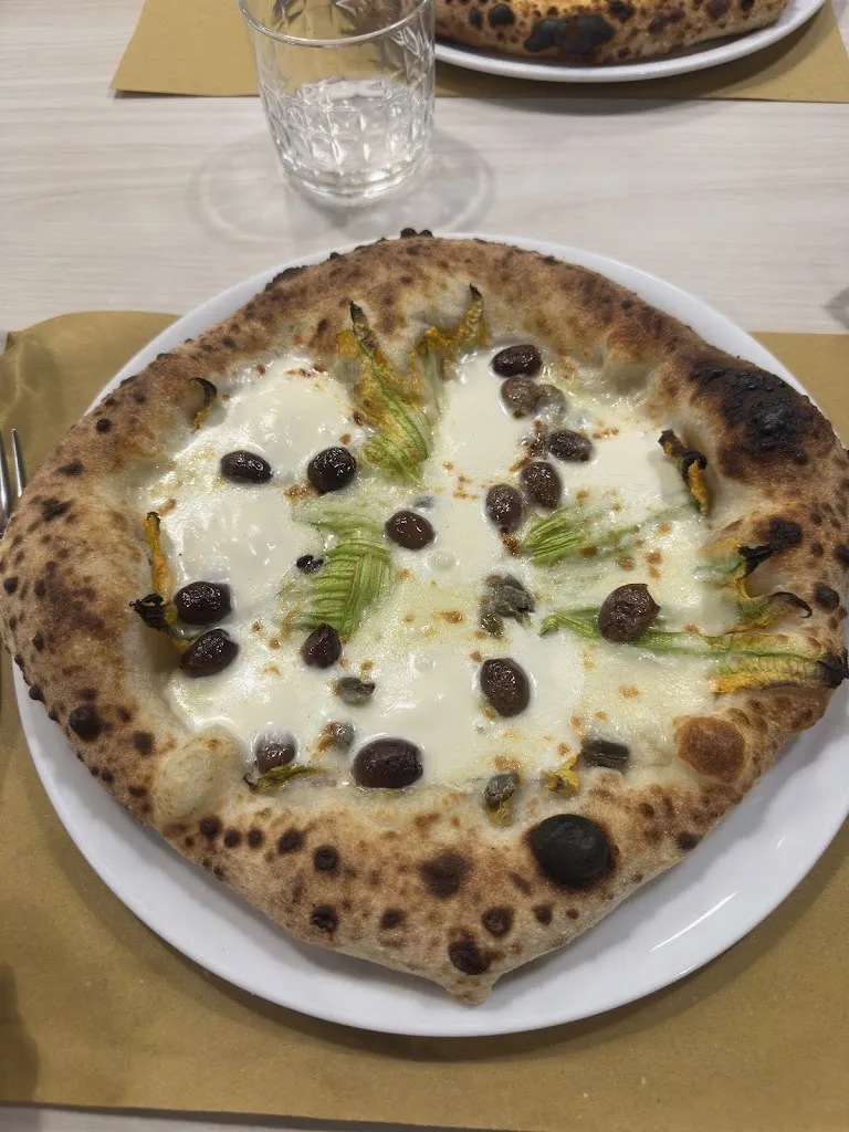 Lorenzo Olivieri_Tatum Hosteria - Pizzeria - Farinata_Cassine_review