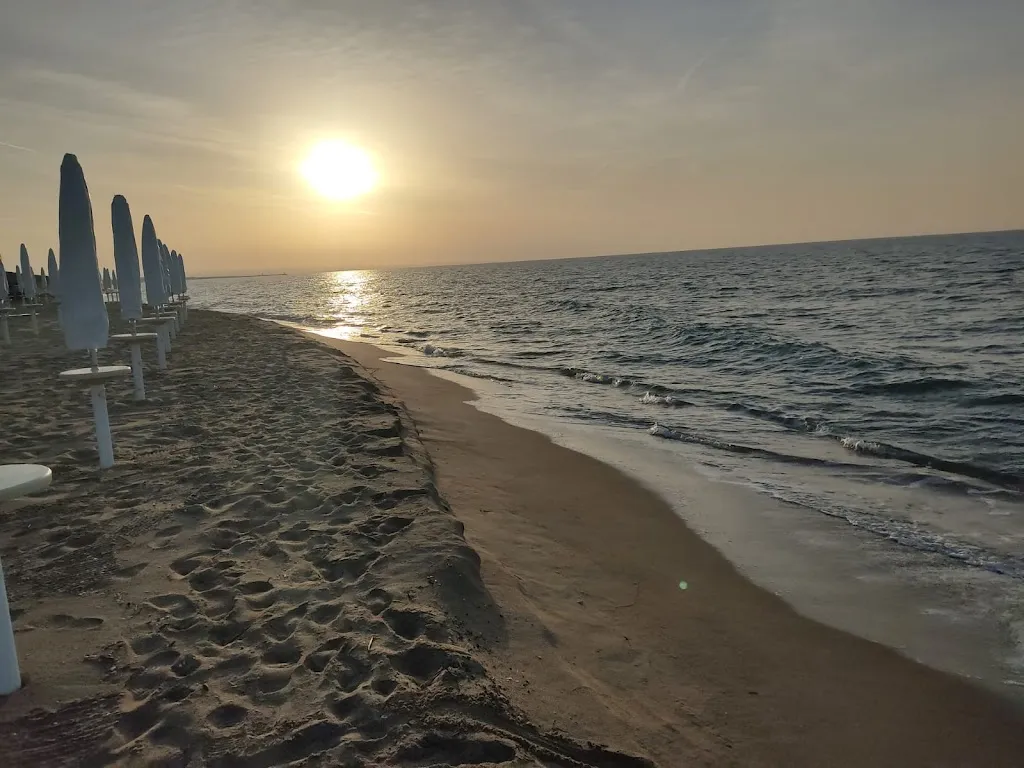 GiuseppeSkino_Why Not? Beach Club Bar - Pizzeria - Ristorante_Chieuti_review