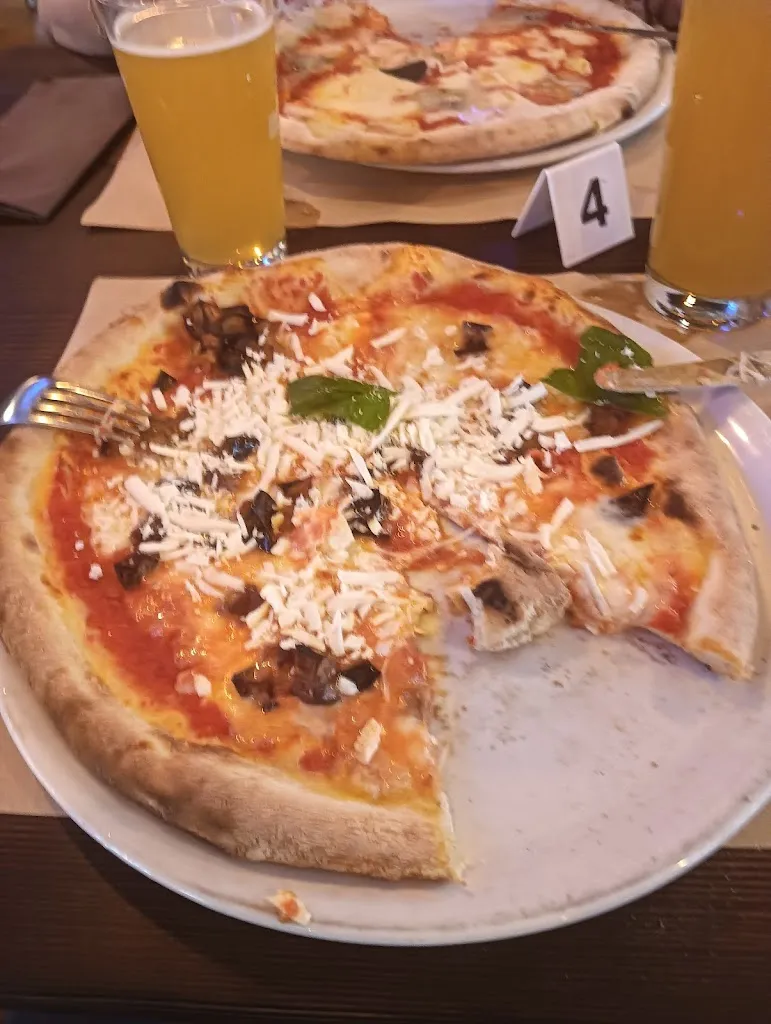 Menu_Bu&Co burger cocktail and pizza house_Castagneto Po_image_6