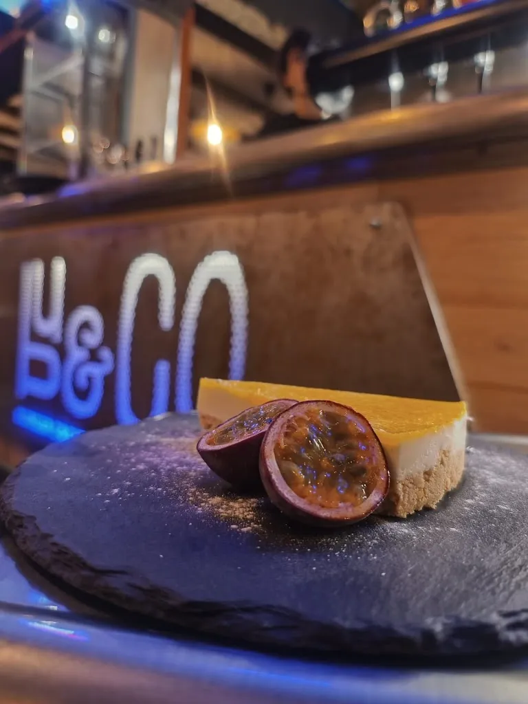 Menu_Bu&Co burger cocktail and pizza house_Castagneto Po_image_9