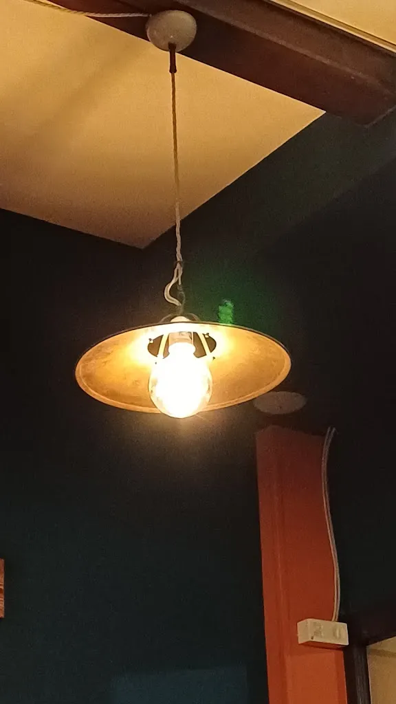 luca frola_Bu&Co burger cocktail and pizza house_Castagneto Po_review