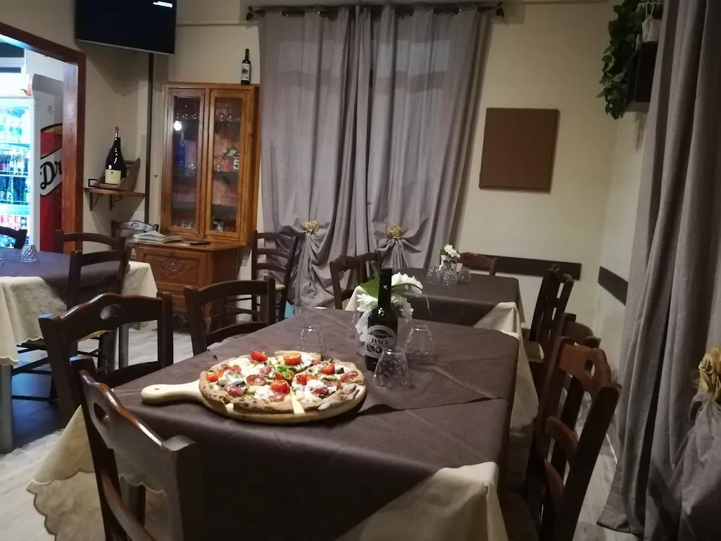 Portici Salentini restaurant in Collemeto