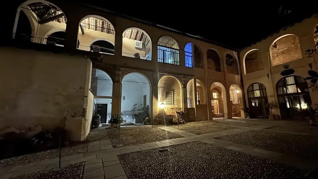 Enrico Cerruti_Antico Monastero_Casale Monferrato_recensione