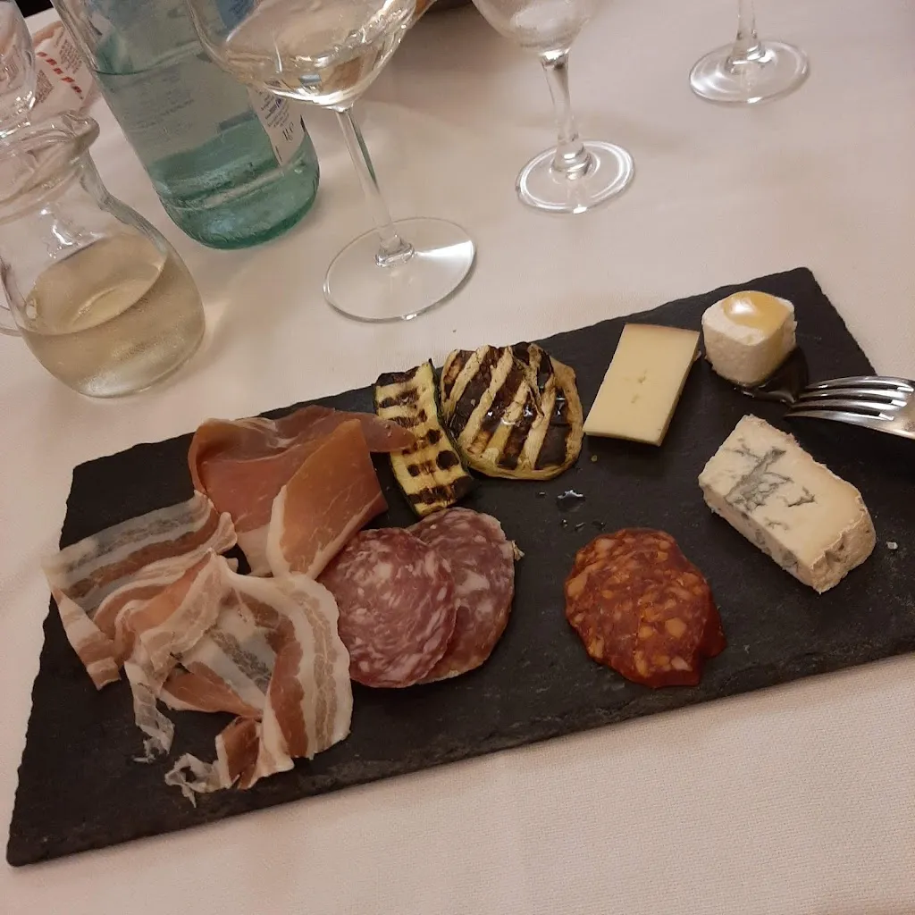 Menu_Ristorante Pizzeria Capri a Casale Monferrato e Provincia di Alessandria_Casale Monferrato_image_6