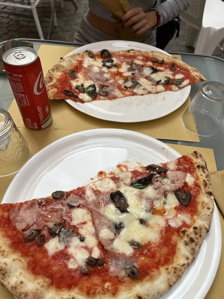 Nick Milorava_Pizzeria Mukù Autentica Pizza Napoletana_Casale Monferrato_review