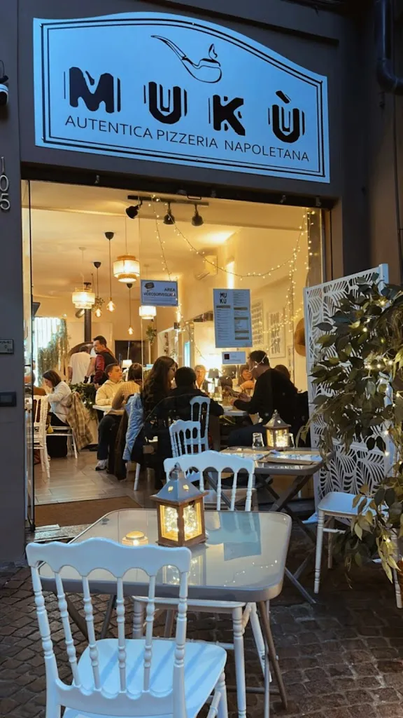Pizzeria Mukù Autentica Pizza Napoletana restaurant in Casale Monferrato