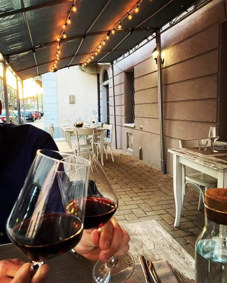 Osteria L'Oca Giuliva_Castagnole delle Lanze_slider_image_3