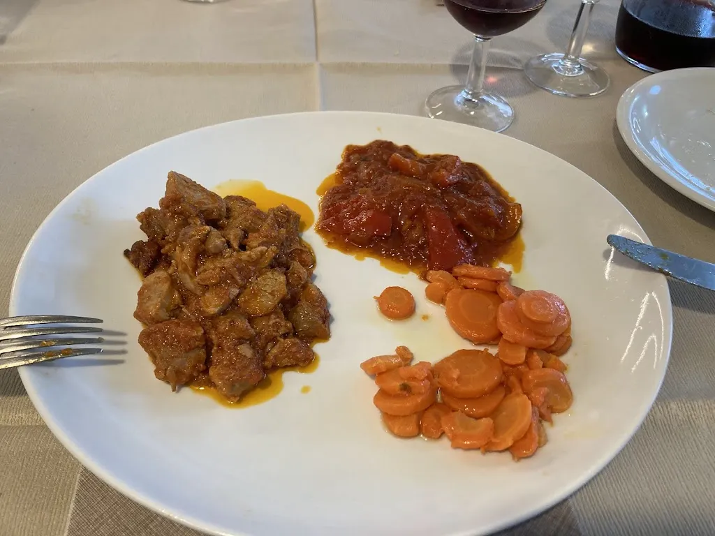 jens münstermann_Restaurant Castle_Castagnole delle Lanze_review