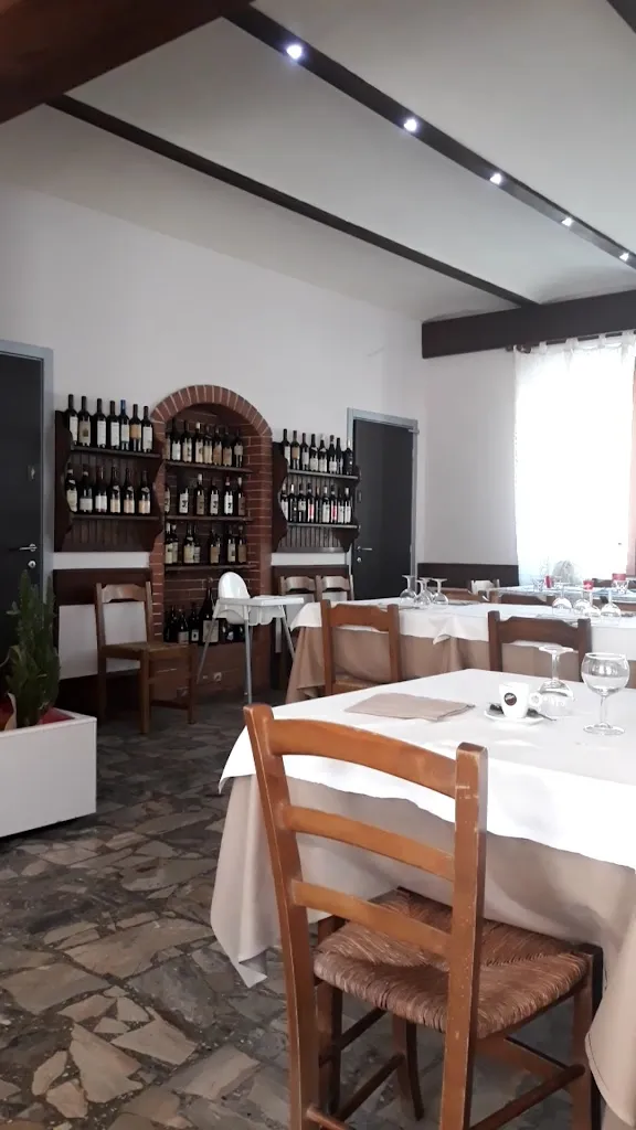 Restaurant Castle_Castagnole delle Lanze_slider_image_2