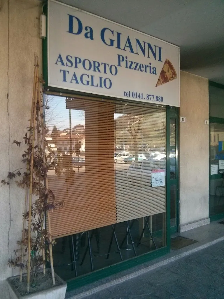 Pizza al Taglio e d'Asporto di Di Lieto Giovanni restaurant in Castagnole delle Lanze