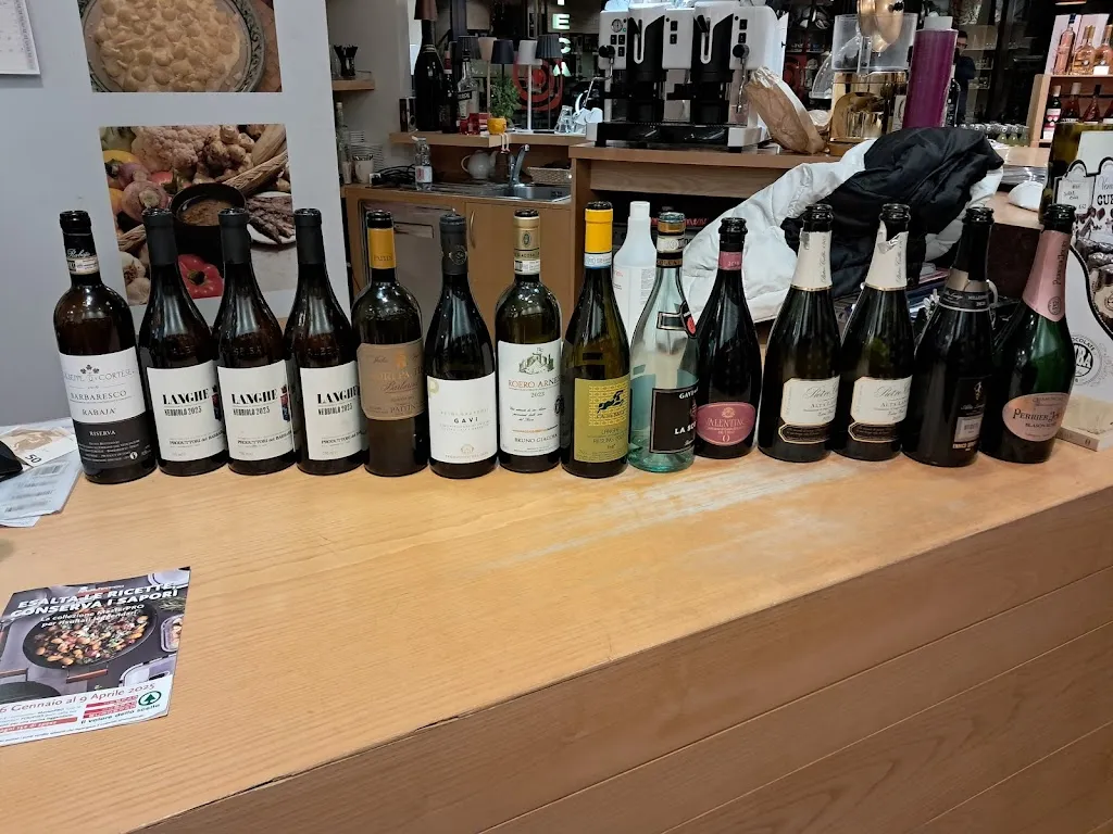 Marino Antonio_Enoteca Noi Vignaioli Piemontesi_Castagnito_review