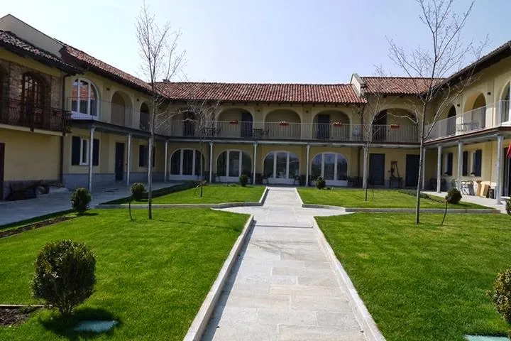 Agriturismo Cascina Varìe_Castagnito_slider_image_3