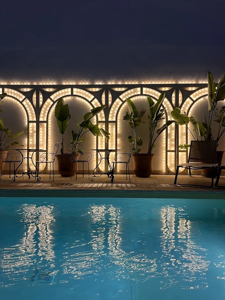 Palazzo Flora Bistrot&Rooms_Collepasso_slider_image_2