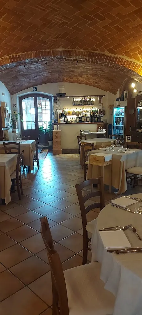 Ristorante Il Giogo_Castagnole Monferrato_slider_image_3