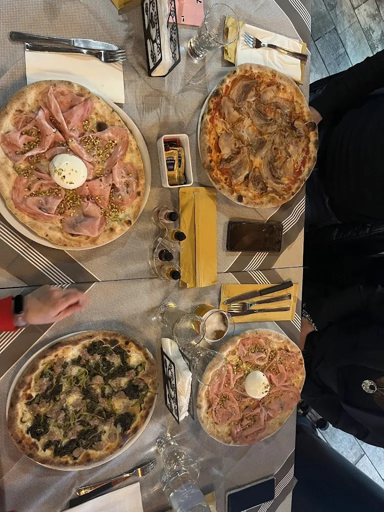 Giuseppe Praino_La Zona - Food & Drink_Collepasso_review