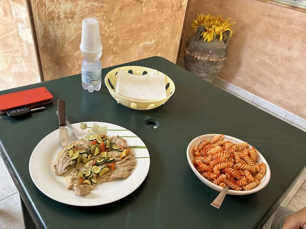 Loredana Lania_Via vai piatto pronto rosticceria pizzeria_Collepasso_review