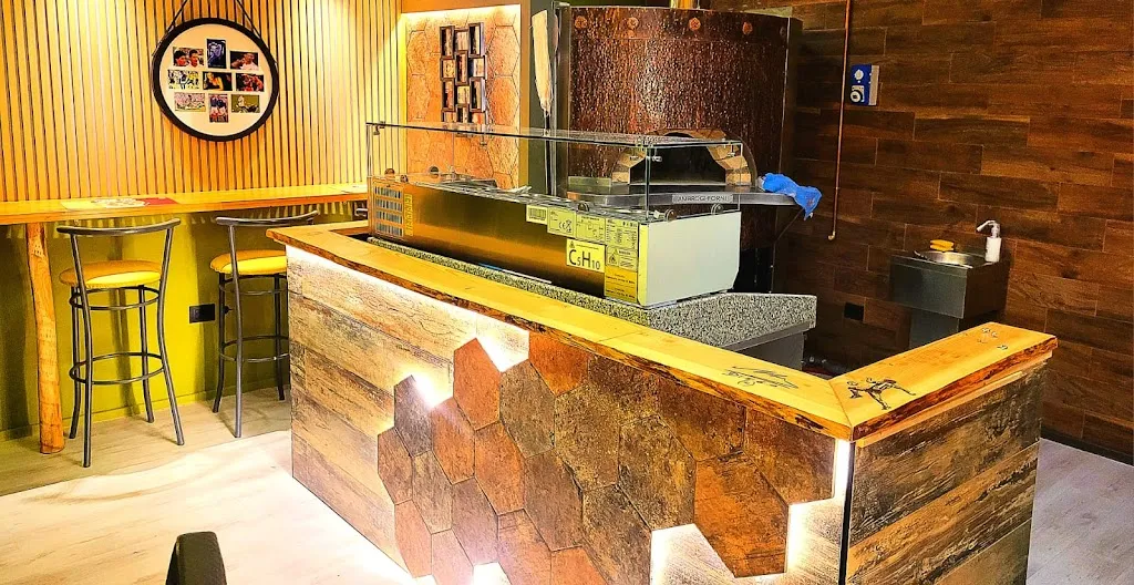 Castellamonte Ayasofya Turkish pizza kebap_Castellamonte_slider_image_1