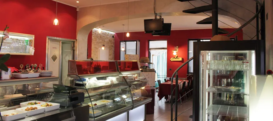 Fast Pizza & Lunch restaurant in Castellamonte