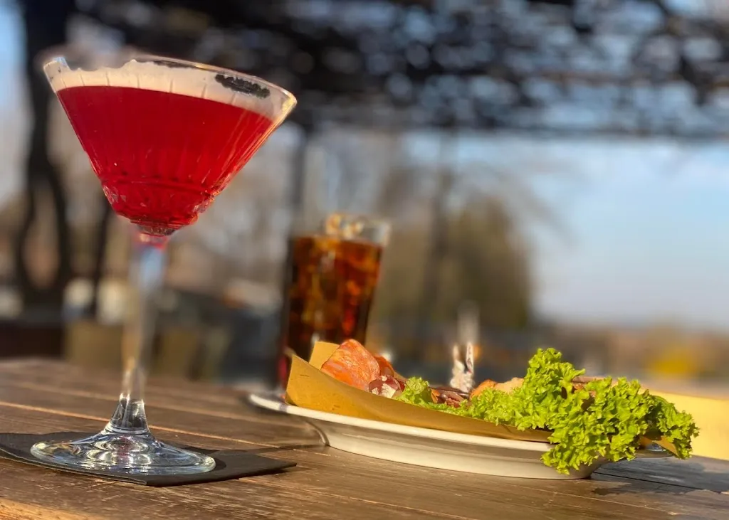 Ristorante Bar DUE_Castelletto Sopra Ticino_slider_image_1