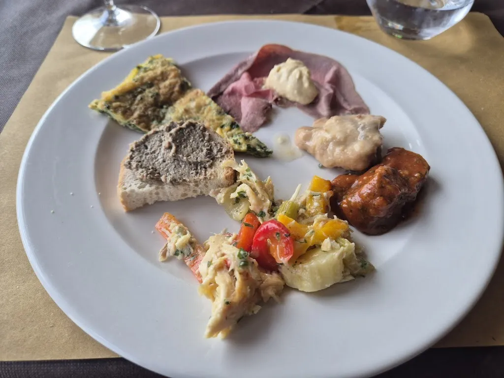 Ristorante Belavista_Castellinaldo_slider_image_3