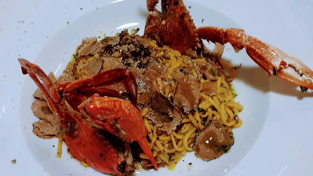 La Trattoria degli Amici_Castellinaldo_slider_image_3