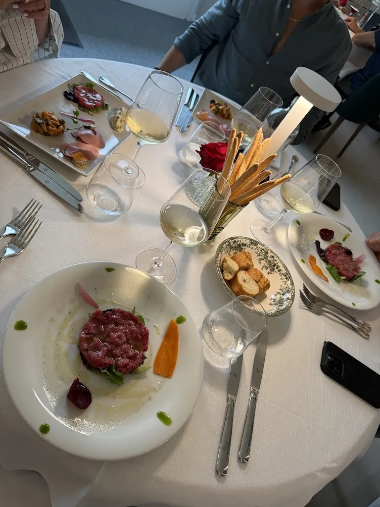 Rania Papaioannou_Da iumén - Ristorante e Wine Bar_Castelnuovo Belbo_review