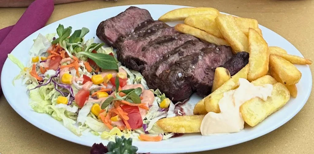 Rudi Zengers_Wild West Saloon - Original Steak House_Castello di Annone_review