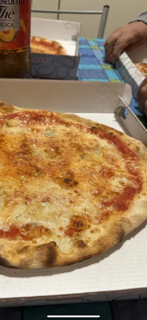 Maria Bosco_Pizzeria Caruso_Castello di Annone_review