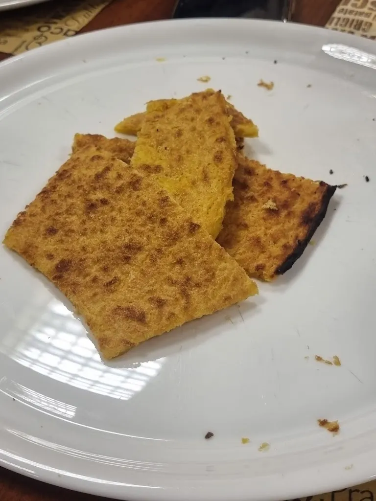 Pizzeria Caruso_Castello di Annone_slider_image_2